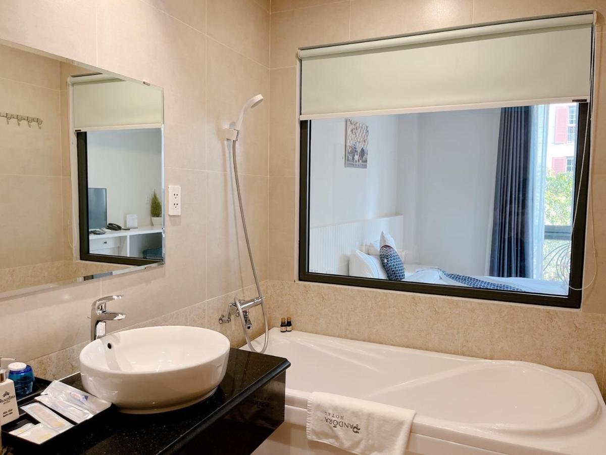 Ballantine Hotel Hô Chi Minh-Ville Extérieur photo